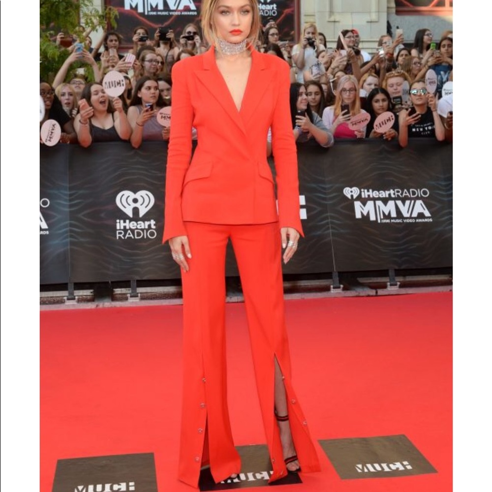 Meet your Posher, Tj